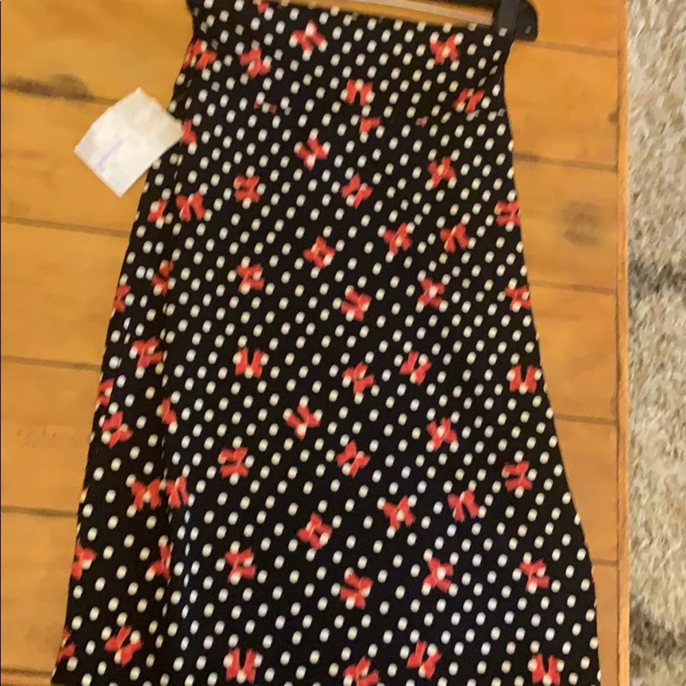 LuLaRoe Cassie Polka Dot Size Large